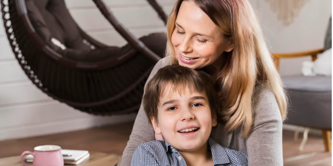 Adolescencia: cómo es el duelo de madre y padre cuando culmina la infancia de sus hijos