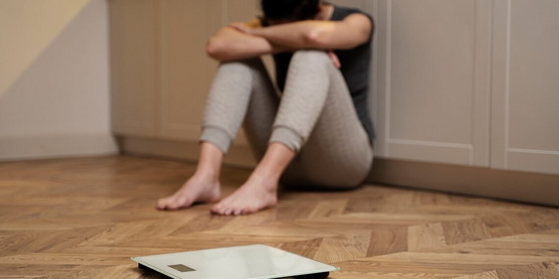 En Argentina, entre el 10% y el 15% de la población manifiesta algún trastorno alimentario (Freepick).