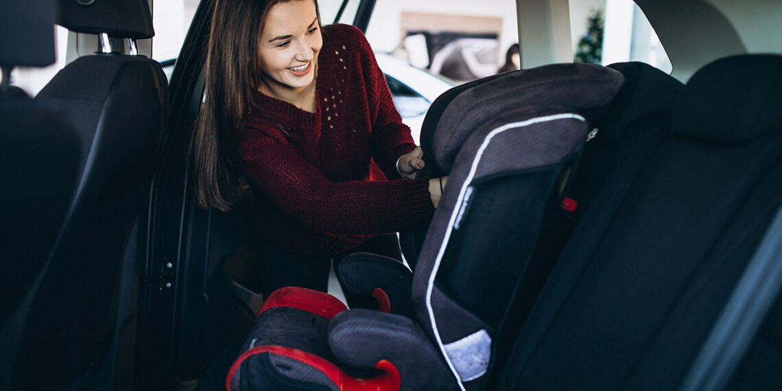 La correcta utilización de butacas, sillitas y "boosters" reduce hasta en un 70% las consecuencias mortales en casos de siniestros (FreePick).