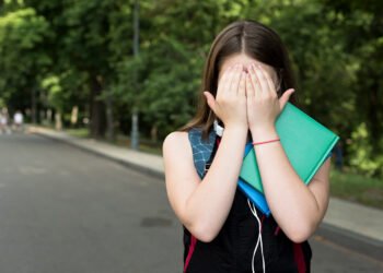 El síndrome del impostor afecta a 8 de cada 10 personas en alguna etapa de sus vidas (FreePick).