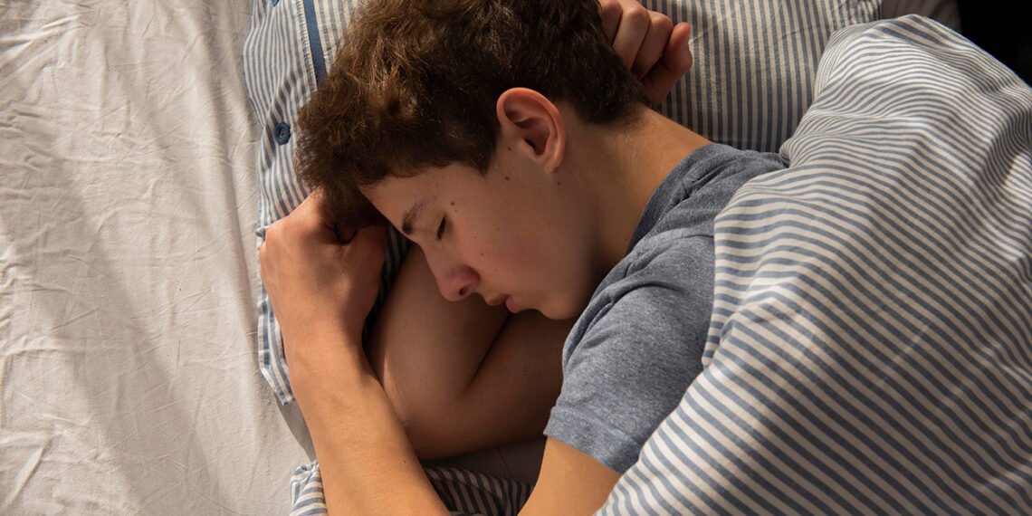 Las horas de sueño son clave para el desarrollo cerebral y cognitivo (FreePick).