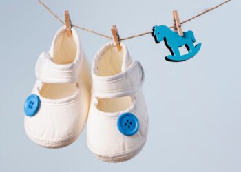 Los índices de natalidad experimentan descensos en todo el mundo (FreePick).