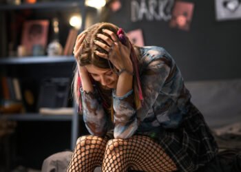 Alertan por la cantidad de jóvenes que padecen trastornos de salud mental (FreePick).