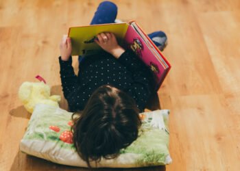 Otra edición de la Maratón Nacional de Lectura (FreePick).