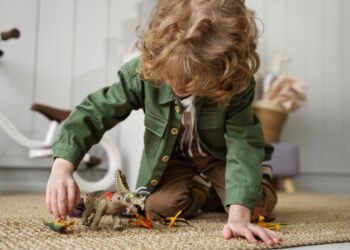 La explicación científica sobre por qué a (casti todos) los niños les encantan los dinosaurios (FreePick).