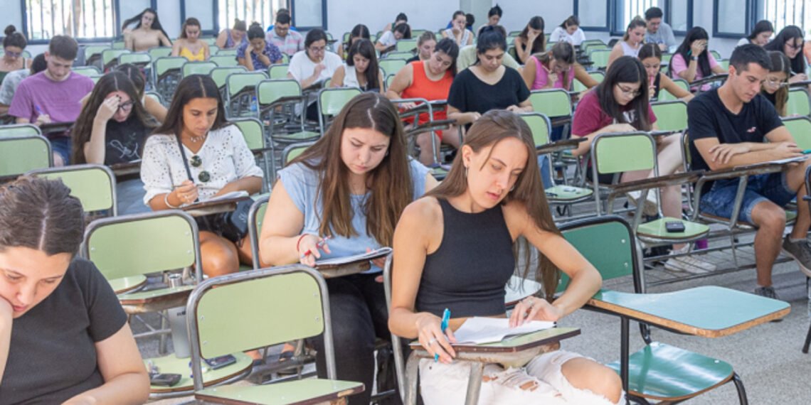 Toda la info para acceder a las becas 2026 para ingresantes de la UNC (unc.edu.ar).