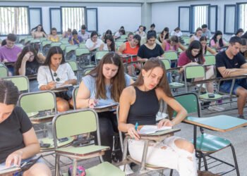 Toda la info para acceder a las becas 2026 para ingresantes de la UNC (unc.edu.ar).