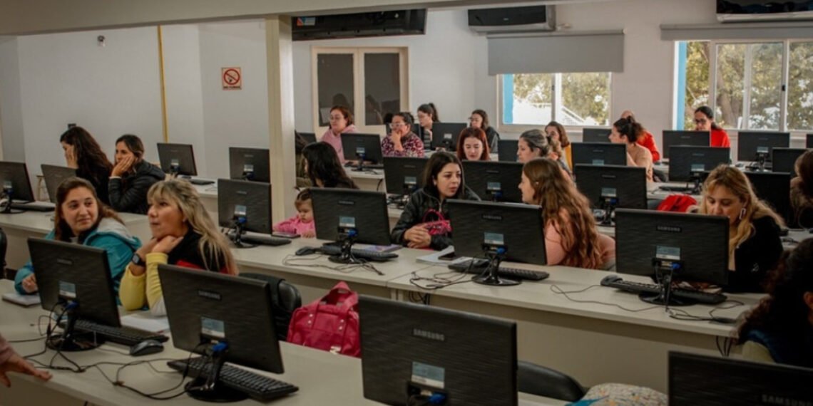 Docentes en Córdoba (Gobierno de Córdoba).