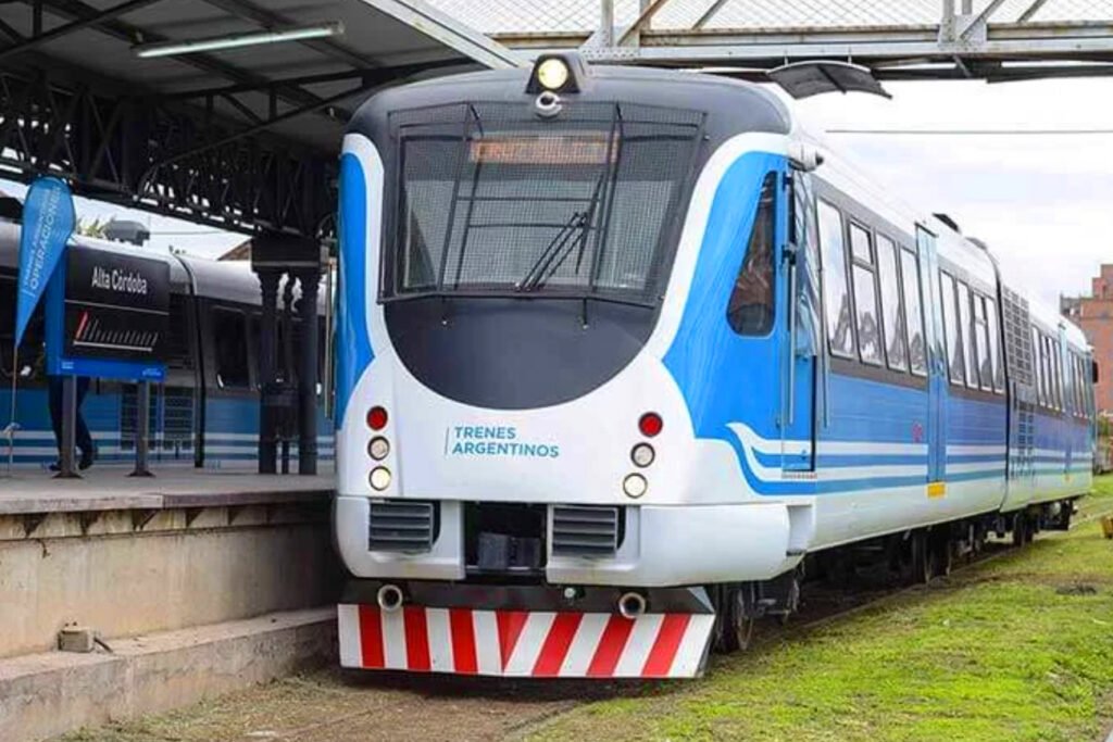 Tren de las Sierras es un planazo para que niños y niñas disfruten en familia o con su escuela (trendelassierras.com.ar).