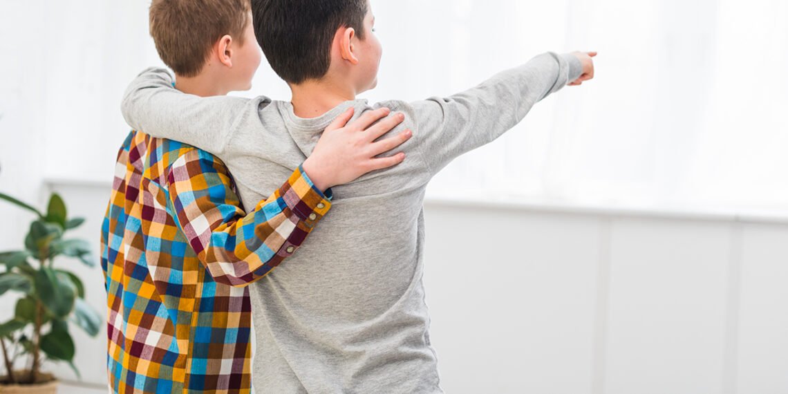 Hermanos, niños (Imagen ilustrativa/FreePick).