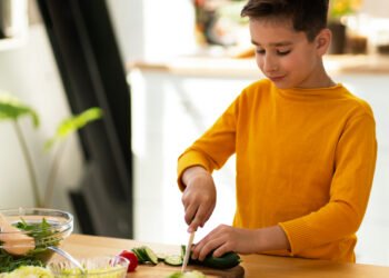 ¿Son seguras las dietas vegetarianas y veganas para niños? (FreePick).