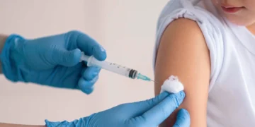 Baja la vacunación infantil: qué riesgos implica y por qué es importante completar el calendario