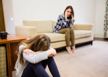 ¿Por qué los adolescentes discuten tanto con sus padres? Lo que pasa en su cerebro