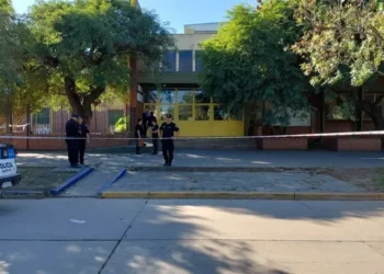 Adolescencia, salud mental y convivencia escolar: las alertas que deja el caso de San Cristóbal