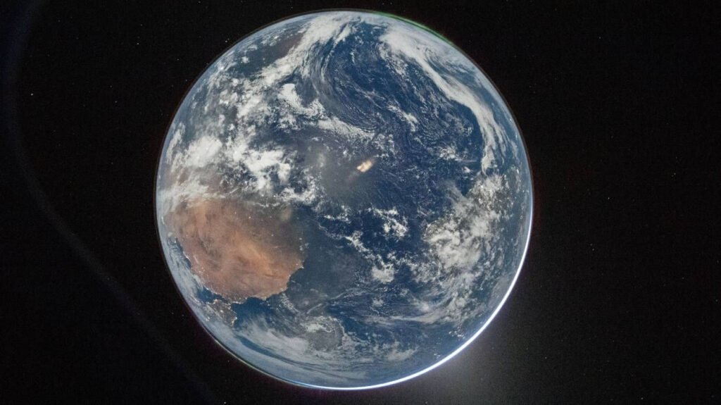 Una foto de la Tierra tomada desde el Artemis II (Nasa).