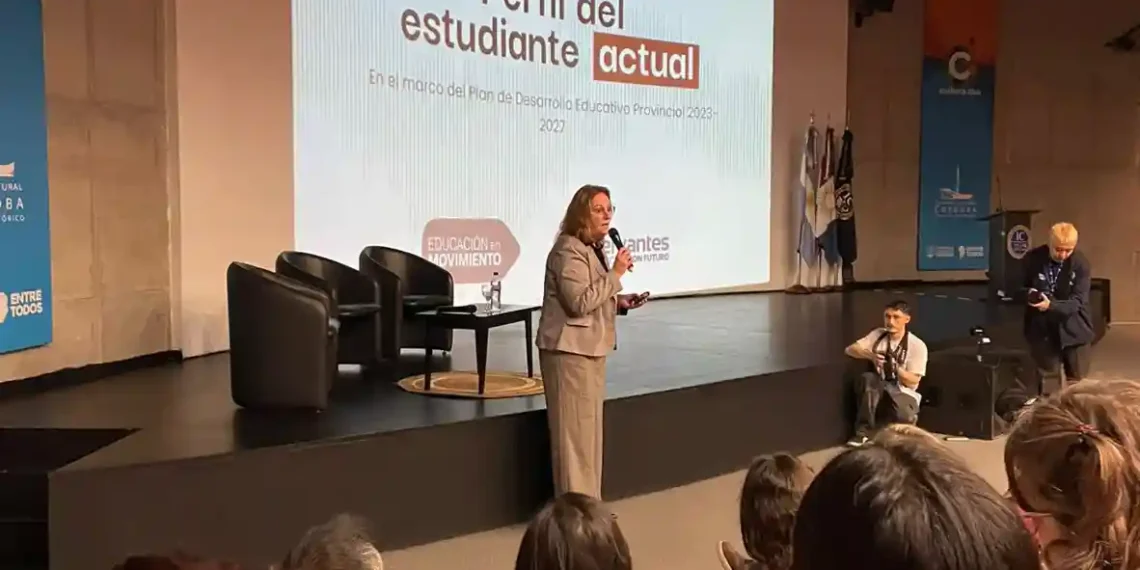Pantallas, amenazas escolares y convivencia: los desafíos que reunió un congreso de educación en Córdoba
