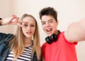 Uno de cada cuatro adolescentes argentinos participó en retos virales: qué hay detrás de este fenómeno y cómo pueden actuar las familias