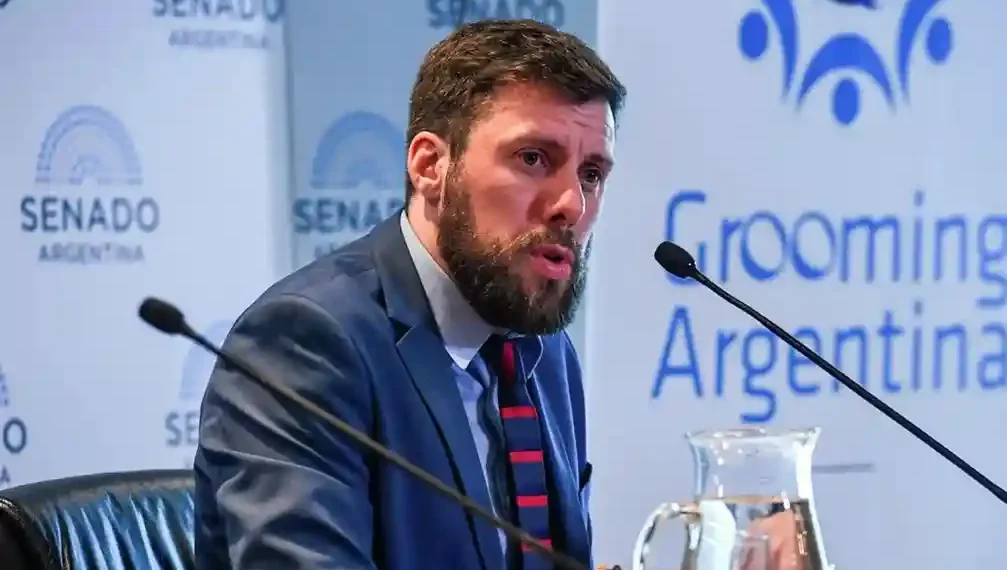 Hernán Navarro: “No vamos a poder evitar que un pedófilo hable con un niño, pero sí podemos evitar que ese niño sea víctima”