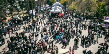 Se viene la muestra de carreras de la UNC para ingresantes en 2027.