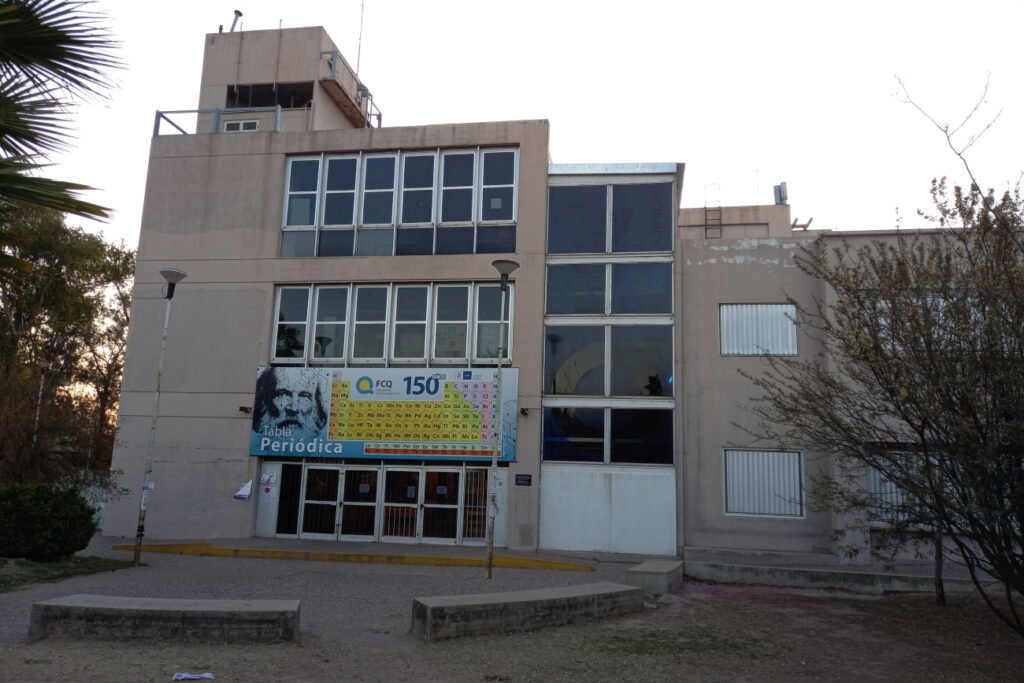 Facultad de Ciencias Químicas de la UNC.