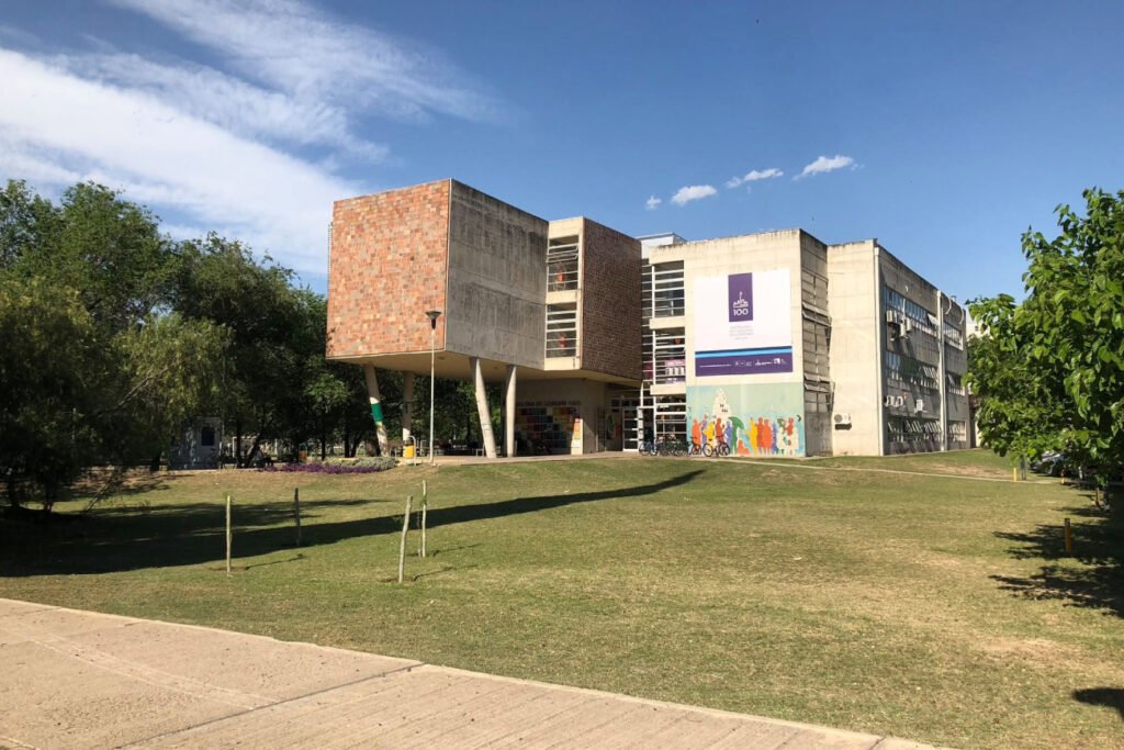 Facultad de Lenguas de la UNC.